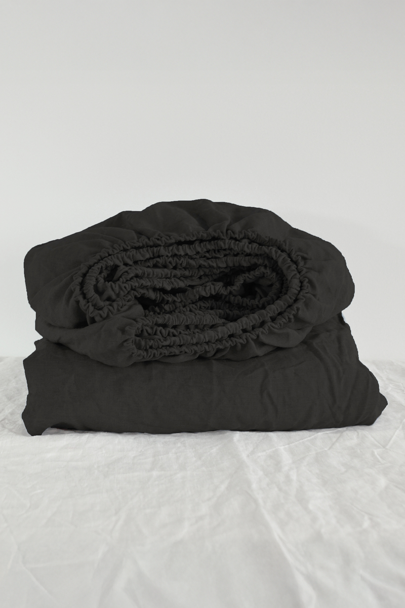 Charcoal linen fitted sheet