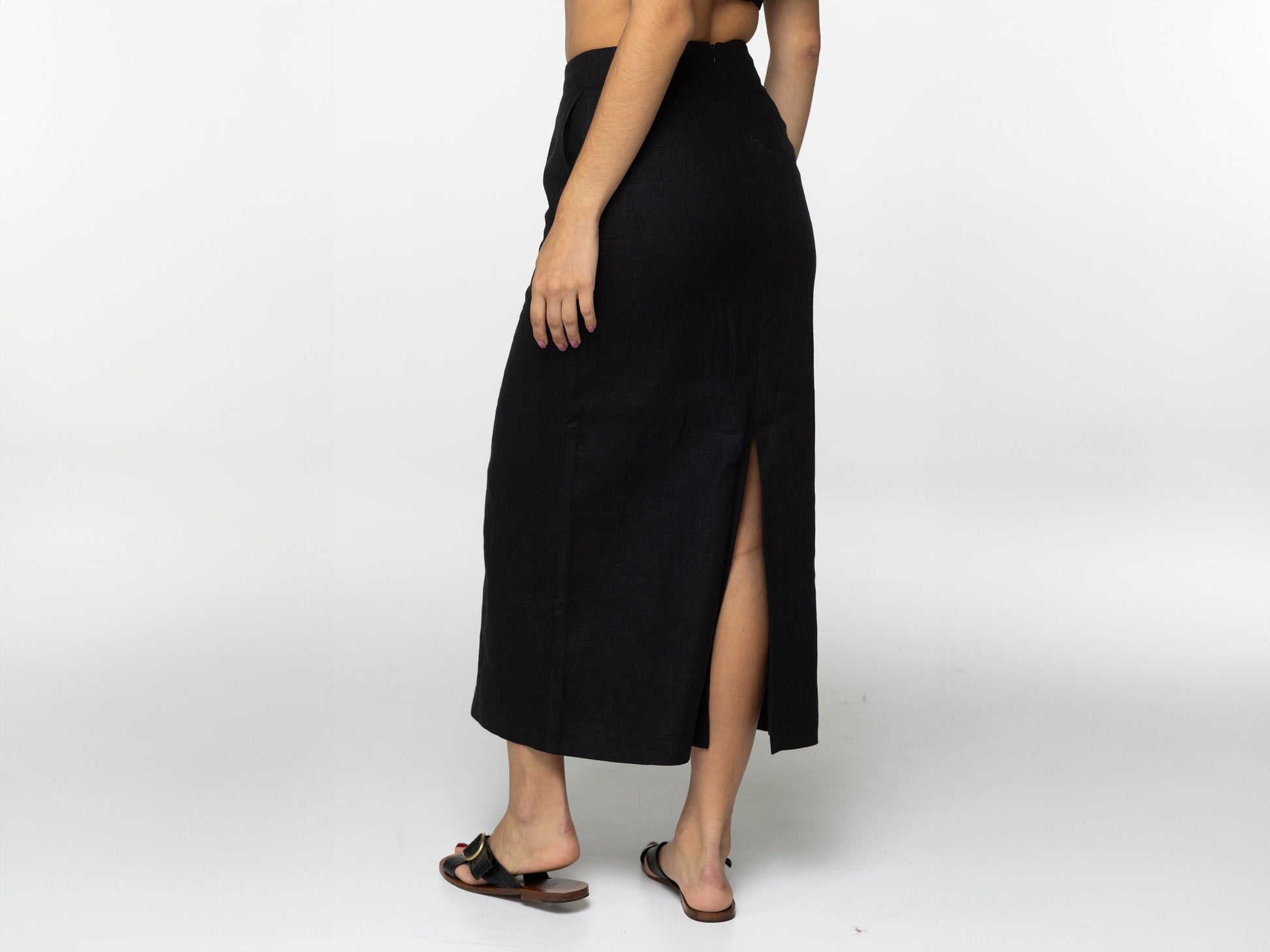 Fitted black linen maxi skirt Brigit with zipper Slim high waist office linen skirts with back slit Custom Plus size