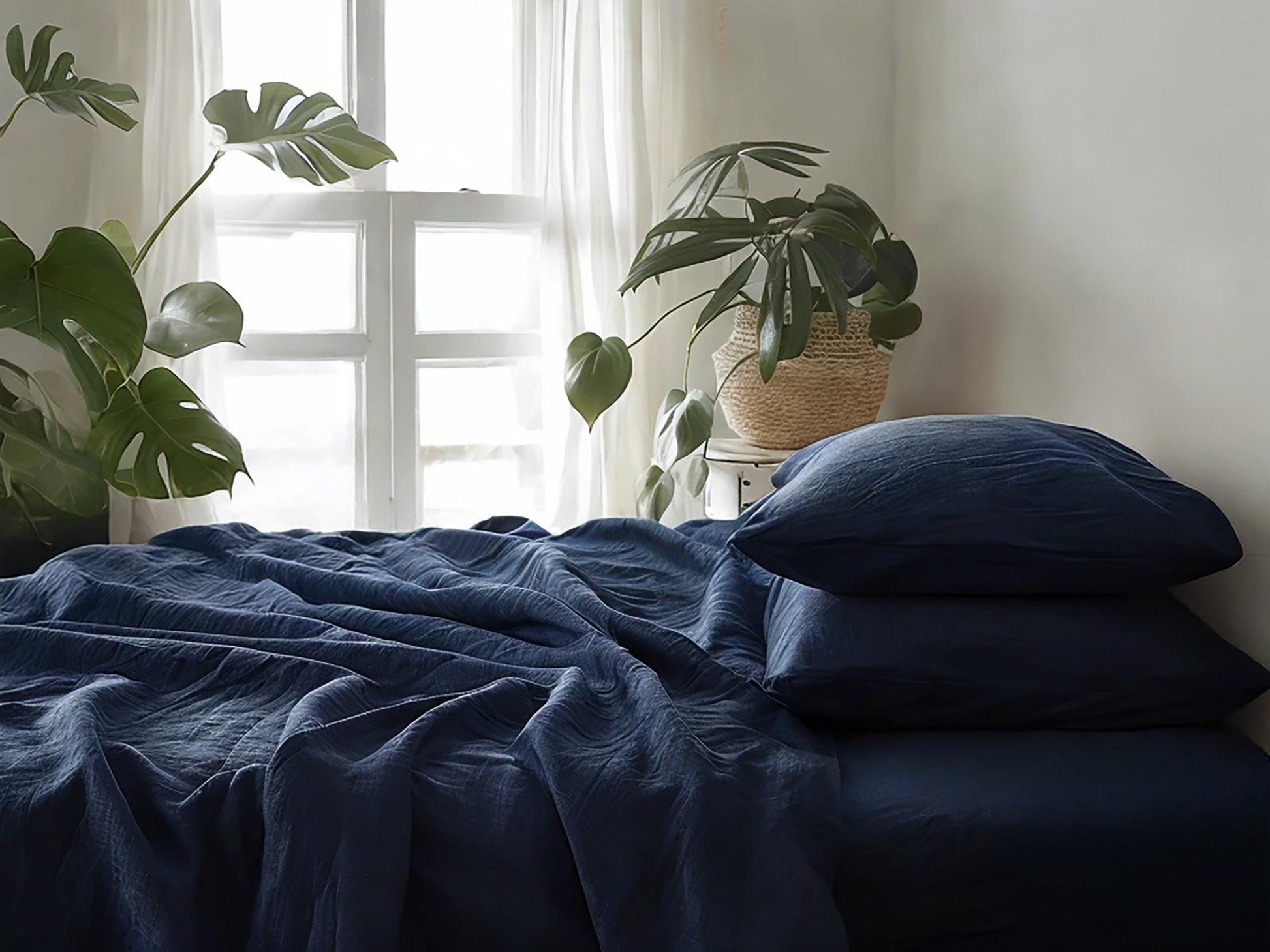 Navy linen fitted sheet 1 Fitted sheet Breathable Stonewashed Bed Sheet in 100% Natural Flax