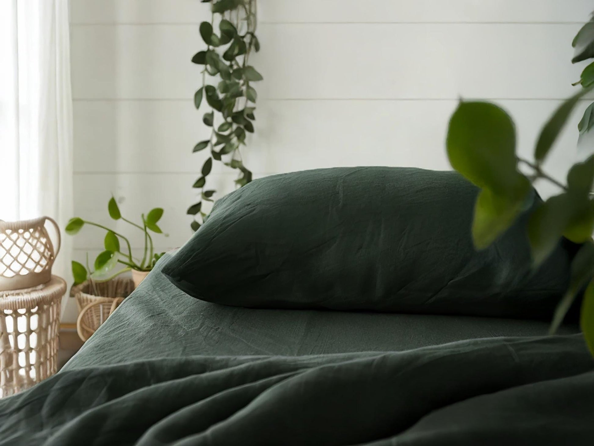 Charcoal green linen fitted sheet 1 Fitted sheet Breathable Stonewashed Bed Sheet in 100% Natural Flax