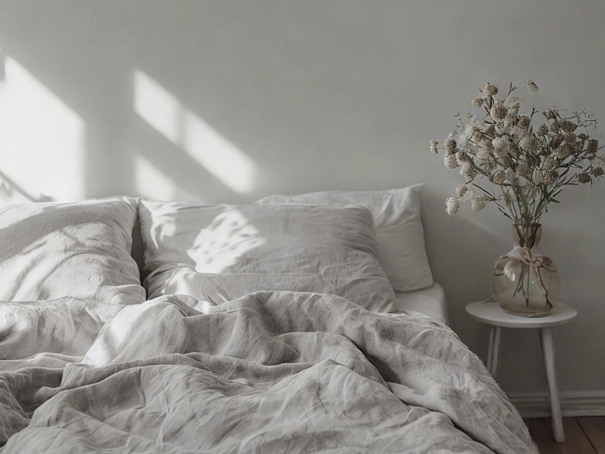 Light gray Linen Bedding Set Rustic Duvet Cover and 2 Pillowcases Soft Medium Weight Bedding, Stonewashed Comfort