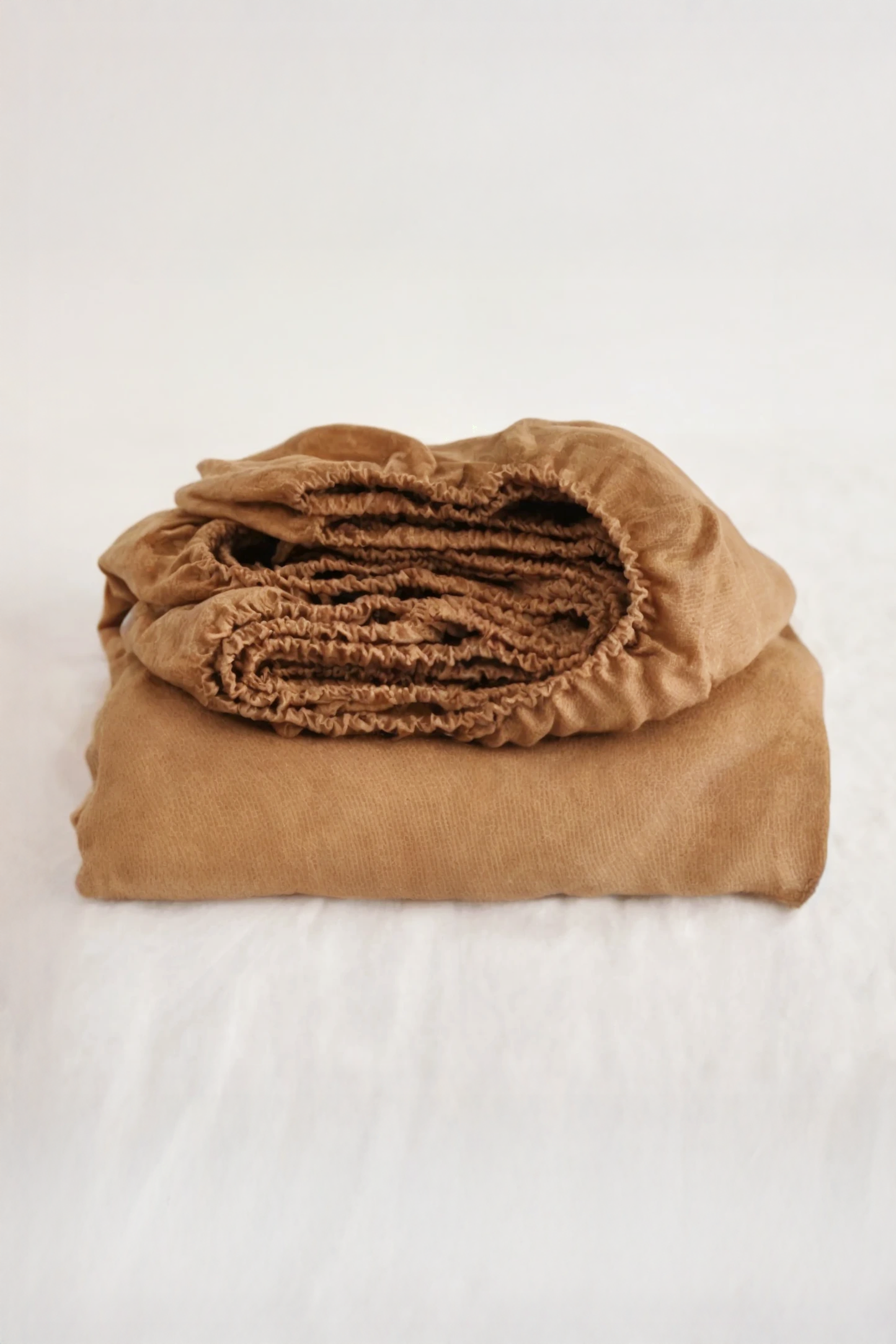 Almond linen fitted sheet